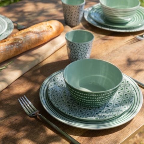 camping servies mooi