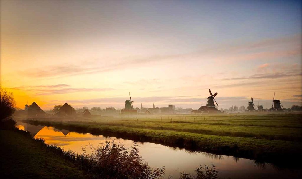 arjan de jong kamperen in eigen land