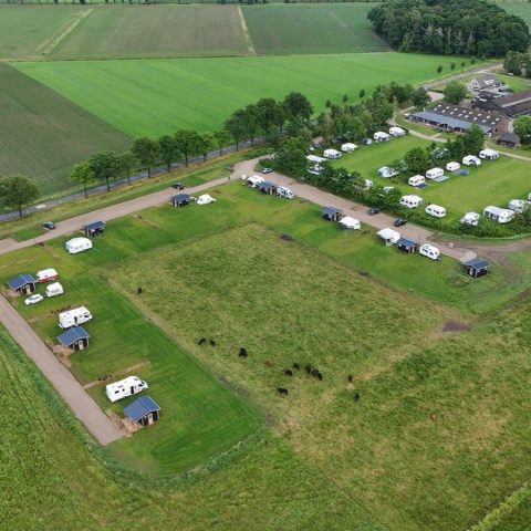 dn aanloop camping met prive sanitair 1