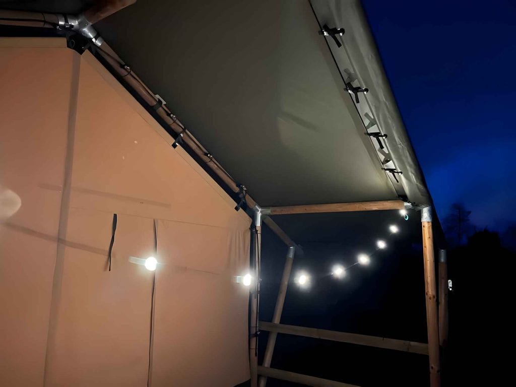 Review: LUCI lichtsnoer op zonne-energie, fijn licht?