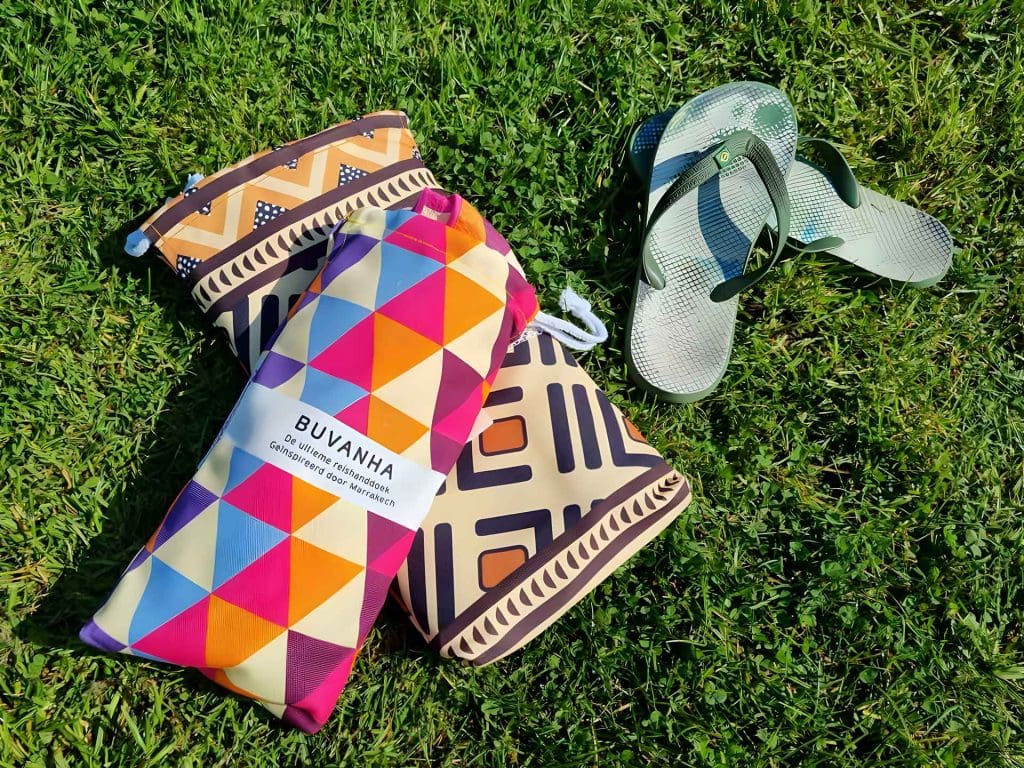 Buvanha reishanddoek