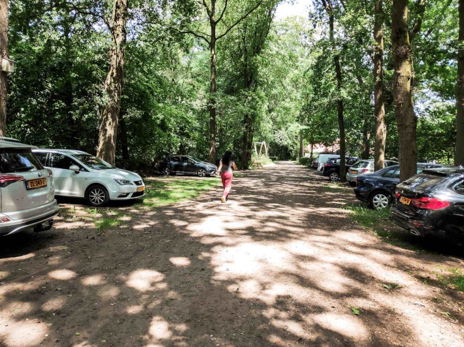 Natuurkampeerterrein de Hoevens 5 Natuurlijke parkeerplaats 907x680