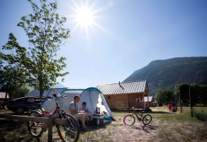 Huttopia Bourg St Maurice 9 300x206