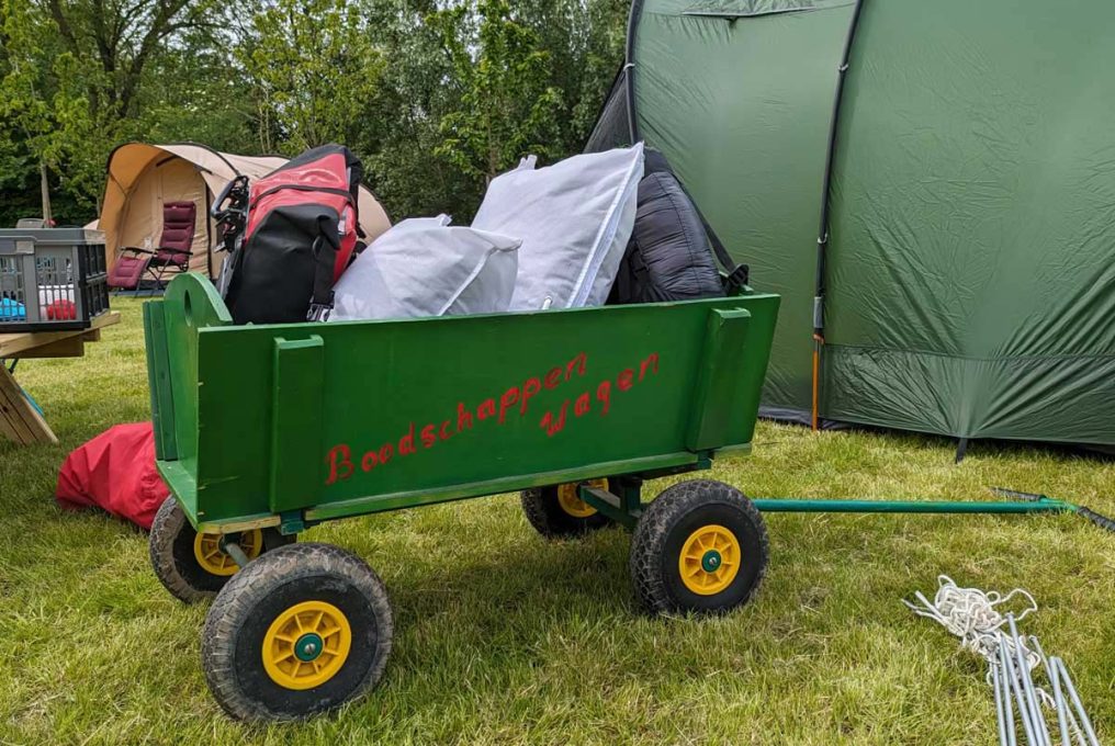 Adults only camping Felis Hoeve 4 Boodschappenwagen voor de bagage 1 1016x680