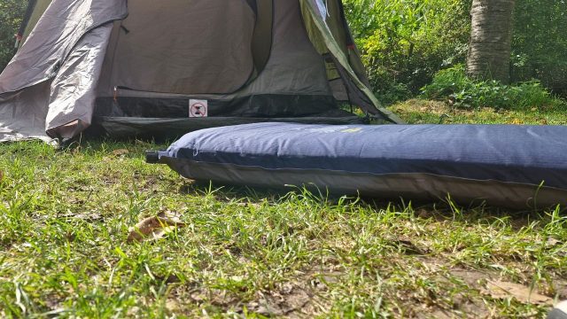10 cm dikke slaapmat van Nomad