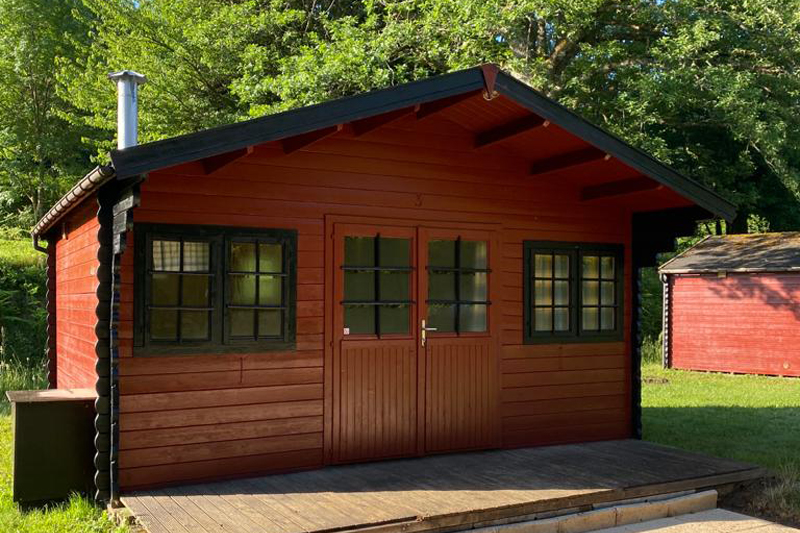 Camping Goudal 6 FOTO chalet devant bijlage 1