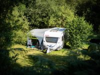 33 RL 00670 kampeerplek Le Peyral kopie 200x150