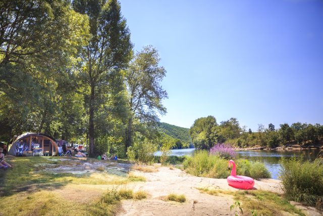 Camping Le Clos Bouyssac Le Lot 640x427