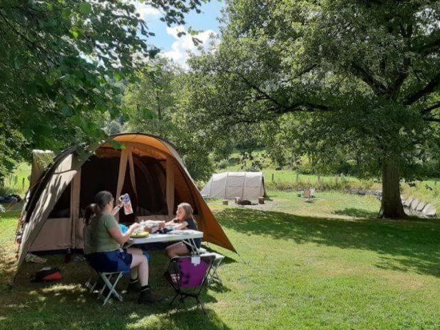 Camping du Pouhou, kleine camping Ardennen