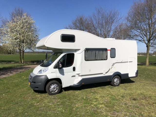 alkoof, camper 6 personen huren