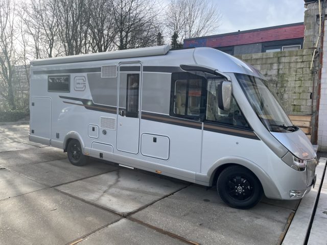 luxe integraal camper huren