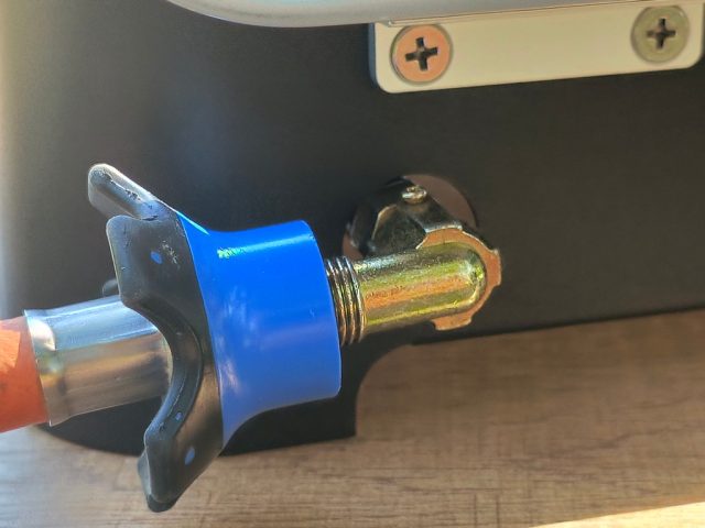Mestic MGCP 1200 camping kooktoestel aansluiten
