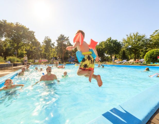 ullingse bergen camping in het bos bij brabant met zwembad