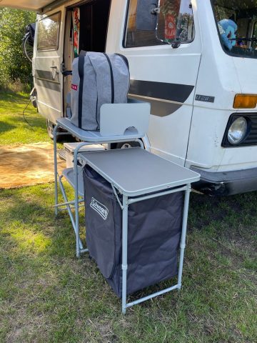 review Colemand Cooking Stand Camping keuken