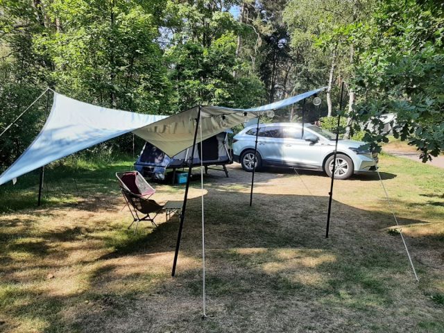 Outset met tarp