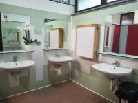 ladiesshower 200x150