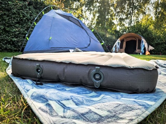 2 ventielen Exped MegaMat Ultra 10