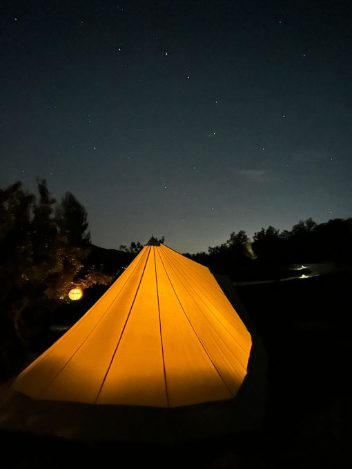 Camping Vista San Vicino 12 Kamperen by night 510x680