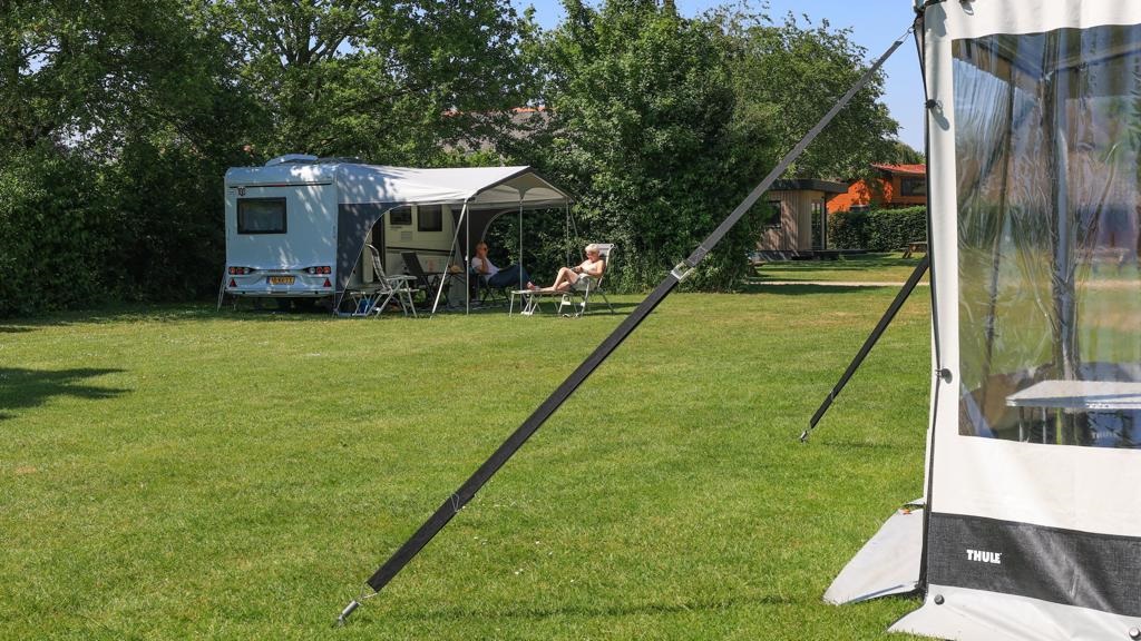 Landgoed de Barendonk 3 kamperen doorkijk