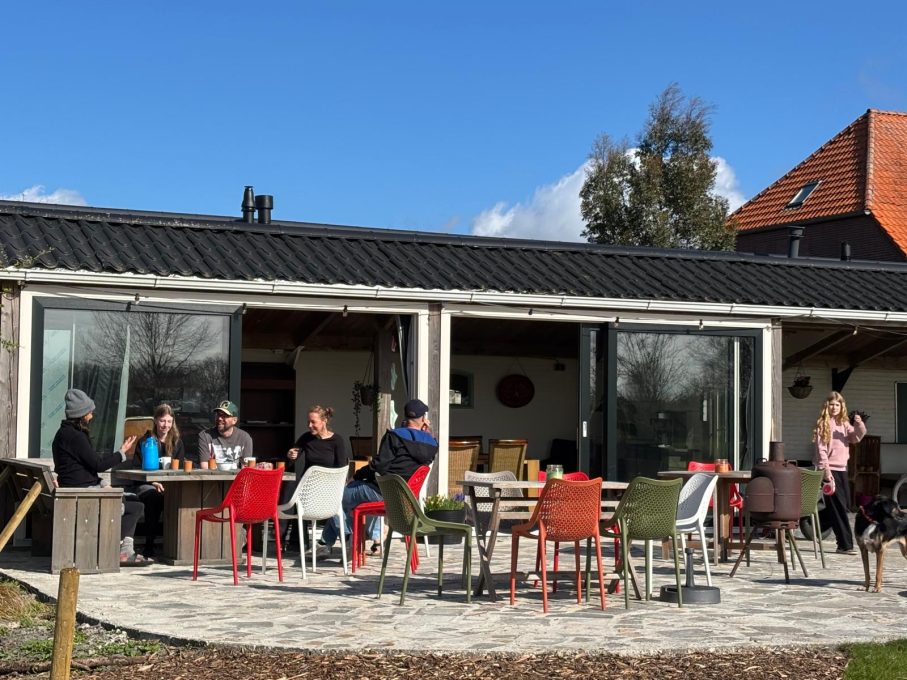 De Weidewei 14 terras 907x680